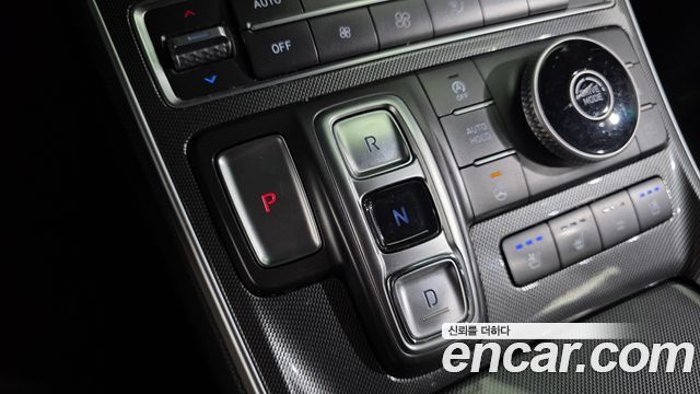 Hyundai Santa Fe Diesel 2.2 2WD Prestige 2021 — фото 9
