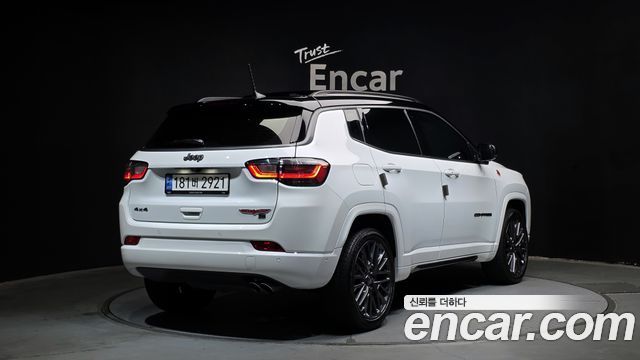 Jeep Compass (II) S 2.4 AWD 2022 — фото 2