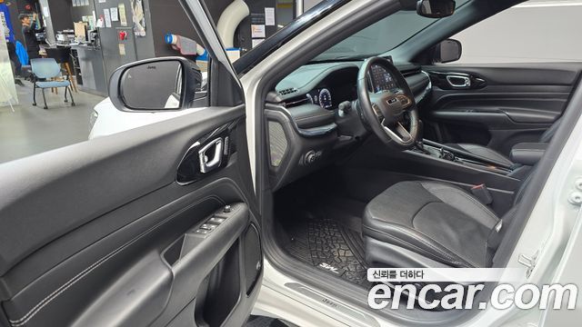 Jeep Compass (II) S 2.4 AWD 2022 — фото 10