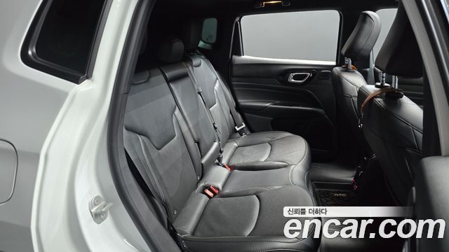 Jeep Compass (II) S 2.4 AWD 2022 — фото 11