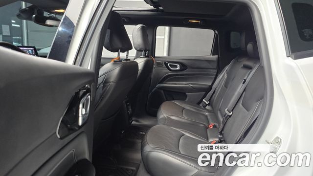 Jeep Compass (II) S 2.4 AWD 2022 — фото 12