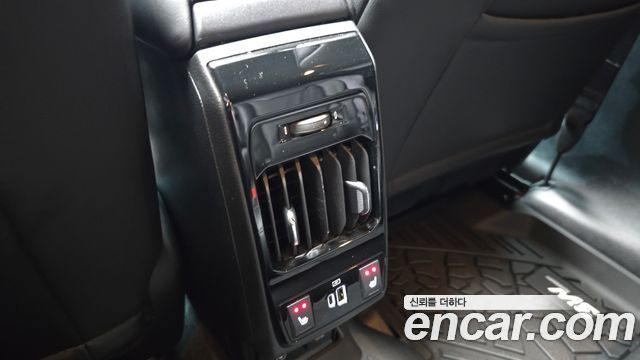 Jeep Compass (II) S 2.4 AWD 2022 — фото 27