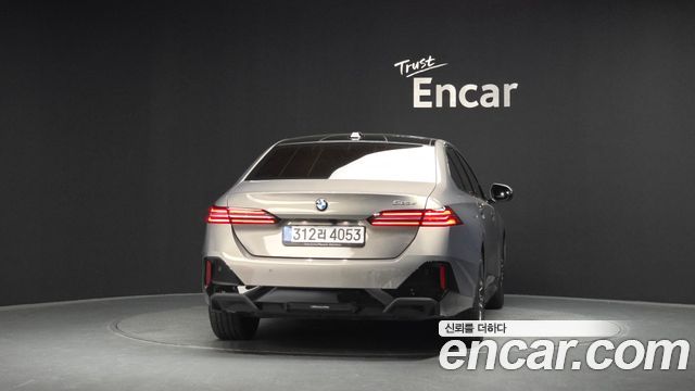 BMW 5 Series (G60) 523d M Sport 2026 — фото 4