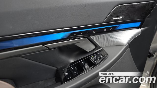BMW 5 Series (G60) 523d M Sport 2026 — фото 18