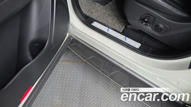 KG Mobility (SsangYong) Rexton Sports Khan Diesel 2.2 4WD Prestige 2023 — фото 19