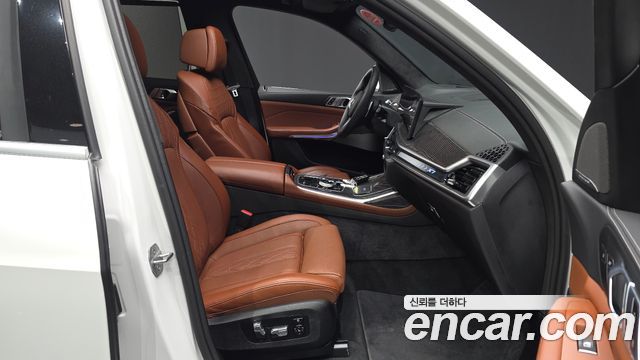 BMW X7 (G07) xDrive 40i M Sport 6STR 2025 — фото 15