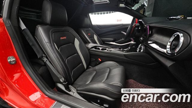 Chevrolet Camaro SS 6.2 V8 Volcano Red 2019 — фото 26