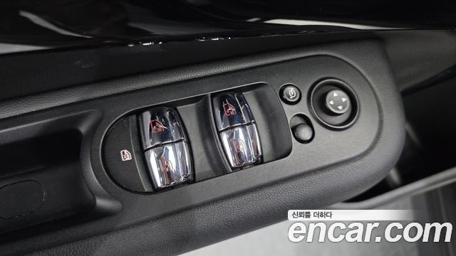 MINI Cooper D Clubman Standard 2nd 2016 — фото 14