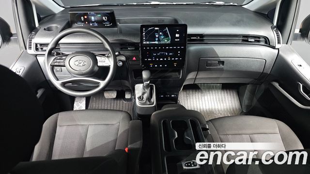 Hyundai Staria Tourer 11-Seater Smart 2024 — фото 7