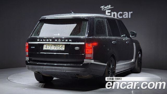 Land Rover Range Rover (IV) 4.4 SDV8 AB LWB DIESEL 2017 — фото 2