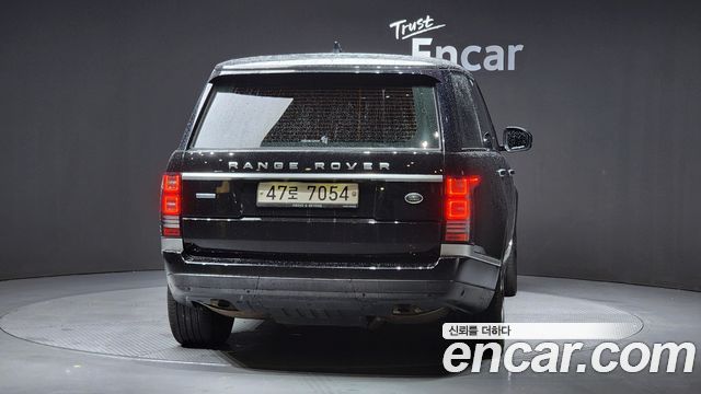 Land Rover Range Rover (IV) 4.4 SDV8 AB LWB DIESEL 2017 — фото 4