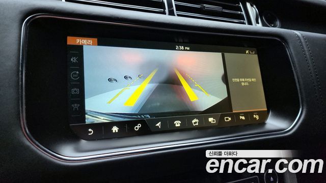 Land Rover Range Rover (IV) 4.4 SDV8 AB LWB DIESEL 2017 — фото 14