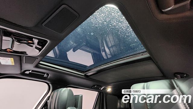 Land Rover Range Rover (IV) 4.4 SDV8 AB LWB DIESEL 2017 — фото 18