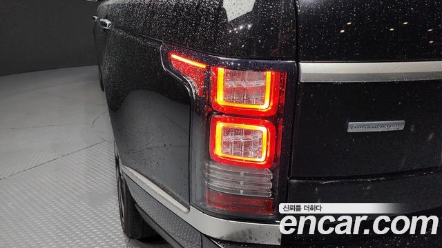 Land Rover Range Rover (IV) 4.4 SDV8 AB LWB DIESEL 2017 — фото 23