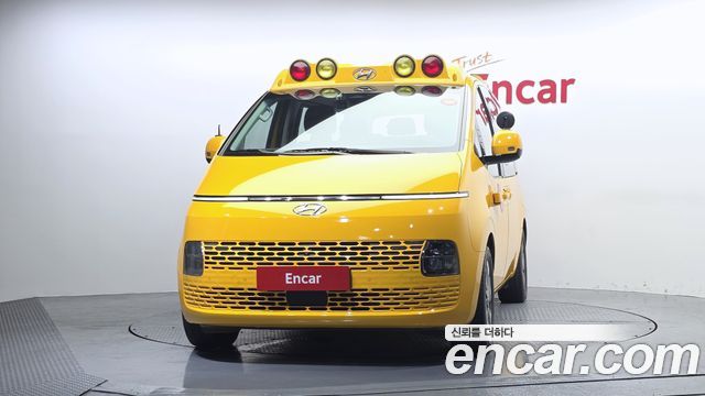 Hyundai Staria L3.5  Kinder Safety Car 11-Seater 2024 — фото 3