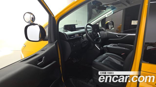 Hyundai Staria L3.5  Kinder Safety Car 11-Seater 2024 — фото 10