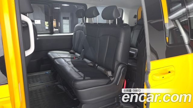 Hyundai Staria L3.5  Kinder Safety Car 11-Seater 2024 — фото 12
