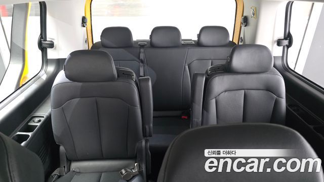Hyundai Staria L3.5  Kinder Safety Car 11-Seater 2024 — фото 13