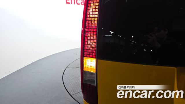 Hyundai Staria L3.5  Kinder Safety Car 11-Seater 2024 — фото 23