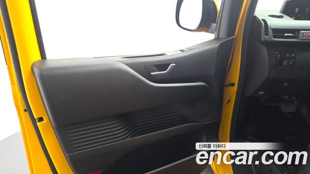 Hyundai Staria L3.5  Kinder Safety Car 11-Seater 2024 — фото 24