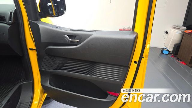 Hyundai Staria L3.5  Kinder Safety Car 11-Seater 2024 — фото 25
