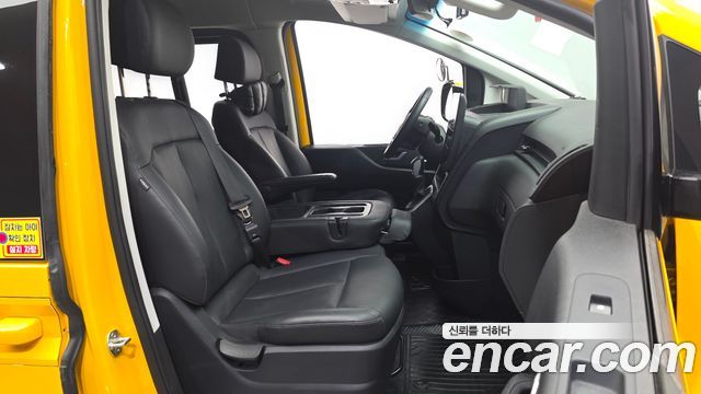 Hyundai Staria L3.5  Kinder Safety Car 11-Seater 2024 — фото 26