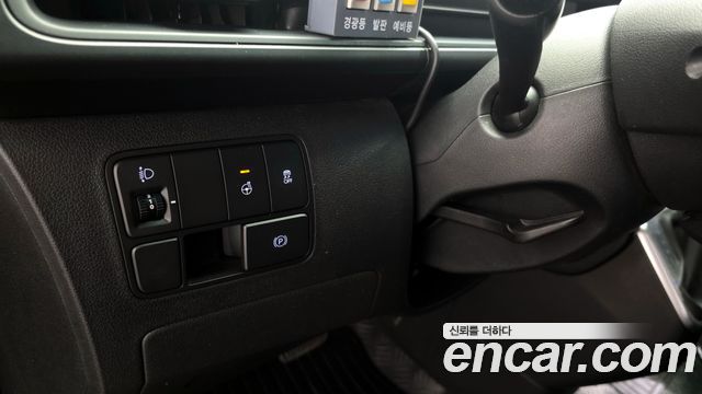 Hyundai Staria L3.5  Kinder Safety Car 11-Seater 2024 — фото 27