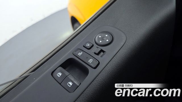 Hyundai Staria L3.5  Kinder Safety Car 11-Seater 2024 — фото 28