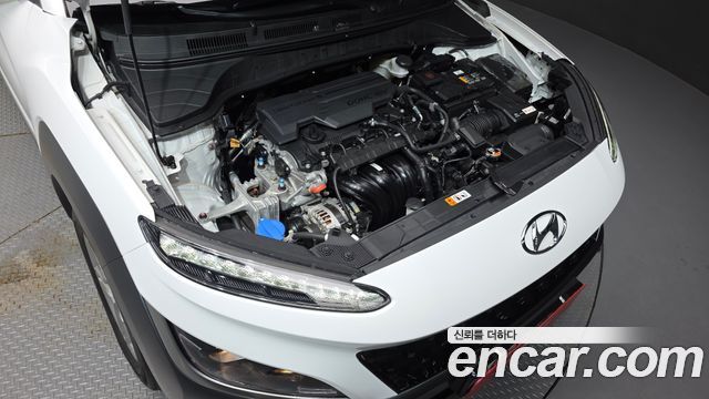 Hyundai Kona Gasoline 2.0 2WD Modern 2022 — фото 6