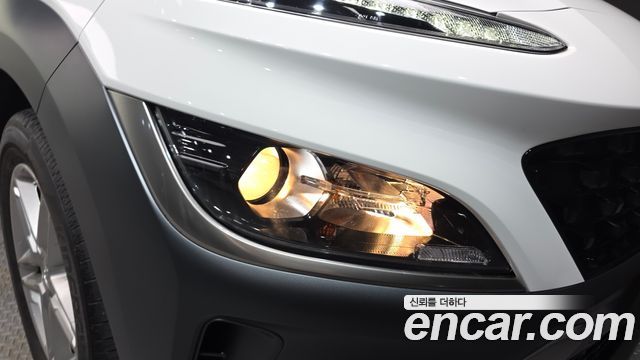 Hyundai Kona Gasoline 2.0 2WD Modern 2022 — фото 28