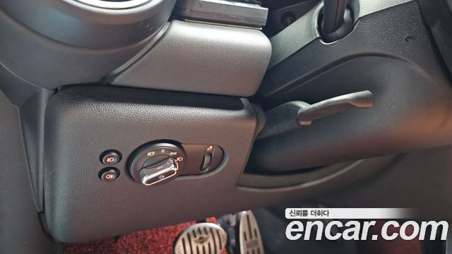 MINI Cooper S 5Door Standard 3rd 2019 — фото 34