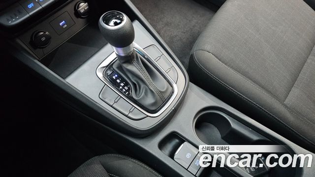 Hyundai Kona Hybrid Smart 2021 — фото 9