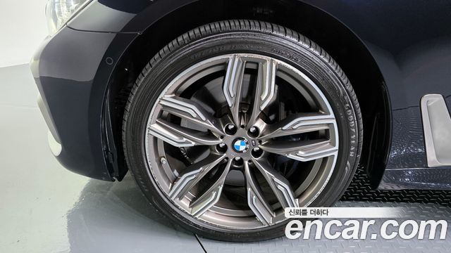 BMW 7 Series (G11) M760Li xDrive 2018 — фото 5