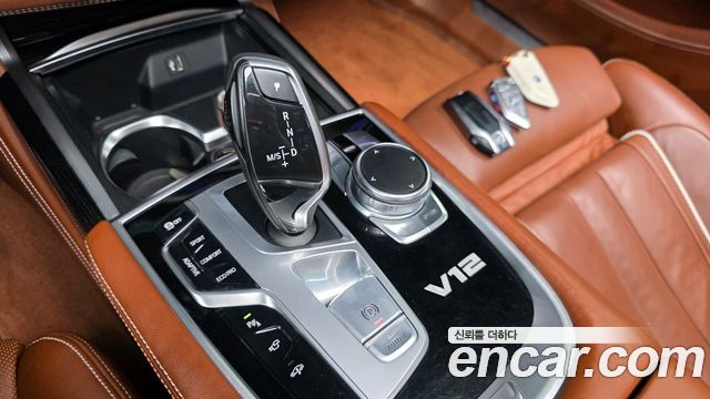 BMW 7 Series (G11) M760Li xDrive 2018 — фото 9