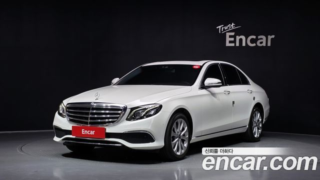 Mercedes-Benz E-Class (W213) E220d 4MATIC Exclusive