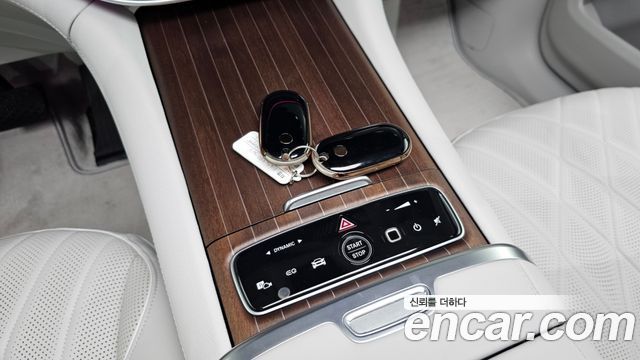 Mercedes-Benz EQS SUV (X296) EQS580 4MATIC Launch Edition 2023 — фото 22