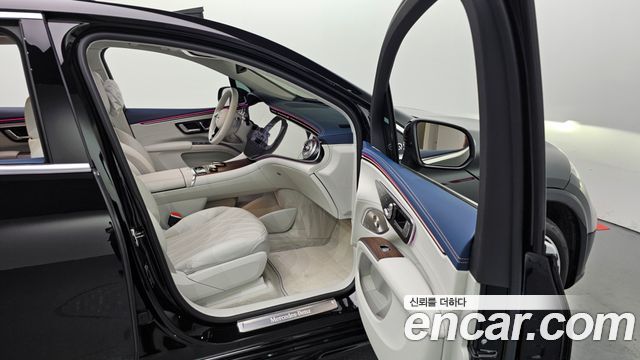 Mercedes-Benz EQS SUV (X296) EQS580 4MATIC Launch Edition 2023 — фото 33