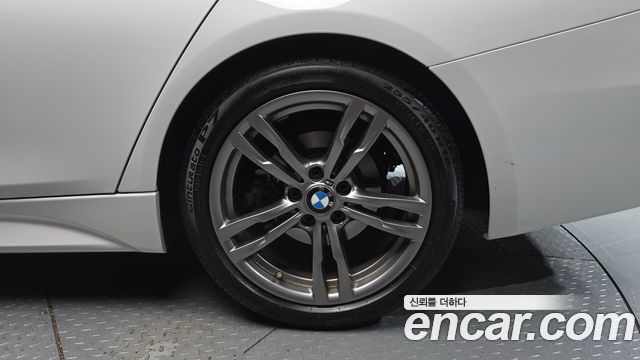 BMW 3 Series (F30) 320i M Sport 2018 — фото 21