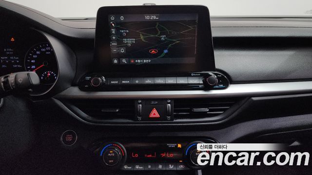 Kia K3 Standard 2021 — фото 15