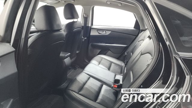 Kia K3 Standard 2021 — фото 20
