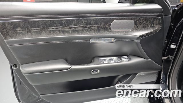 Genesis G90 (RS4) Gasoline 3.5 Turbo e-S/C AWD LWB 2022 — фото 24