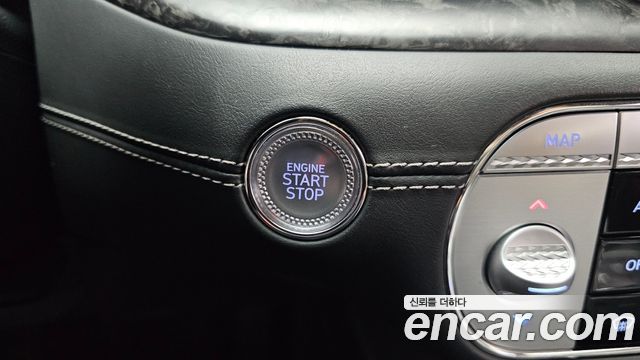 Genesis G90 (RS4) Gasoline 3.5 Turbo e-S/C AWD LWB 2022 — фото 33
