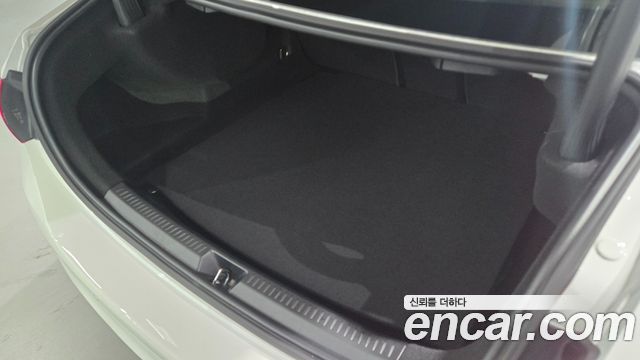 Mercedes-Benz A-Class (W177) AMG A35 4MATIC Sedan 2025 — фото 10