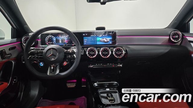 Mercedes-Benz A-Class (W177) AMG A35 4MATIC Sedan 2025 — фото 21