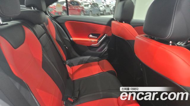 Mercedes-Benz A-Class (W177) AMG A35 4MATIC Sedan 2025 — фото 24