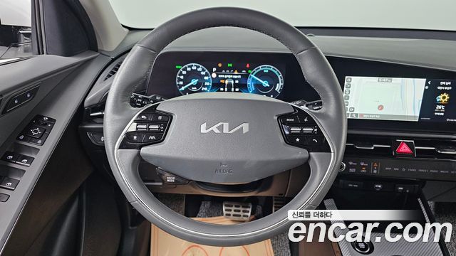 Kia Niro Signature 2022 — фото 15