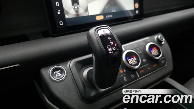 Land Rover Defender (L663) 110 D240 S 2020 — фото 9