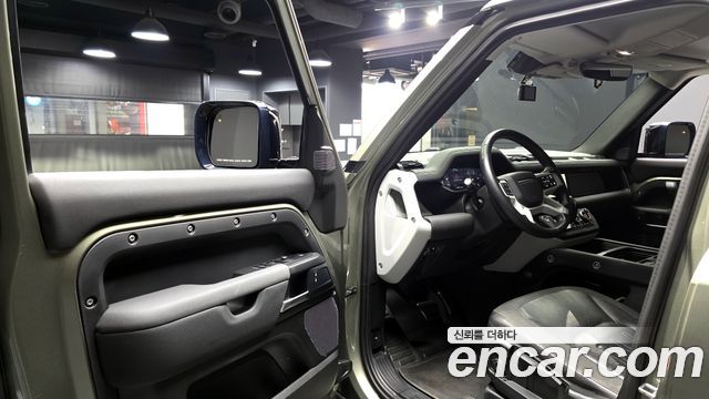 Land Rover Defender (L663) 110 D240 S 2020 — фото 10