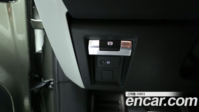 Land Rover Defender (L663) 110 D240 S 2020 — фото 22