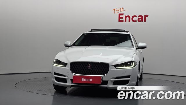 Jaguar XE 20d Perstige AWD 2017 — фото 3